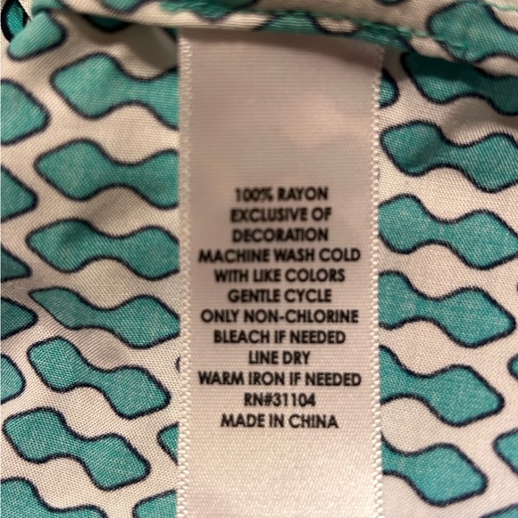 Crown and Ivy top - Picture 7 of 7